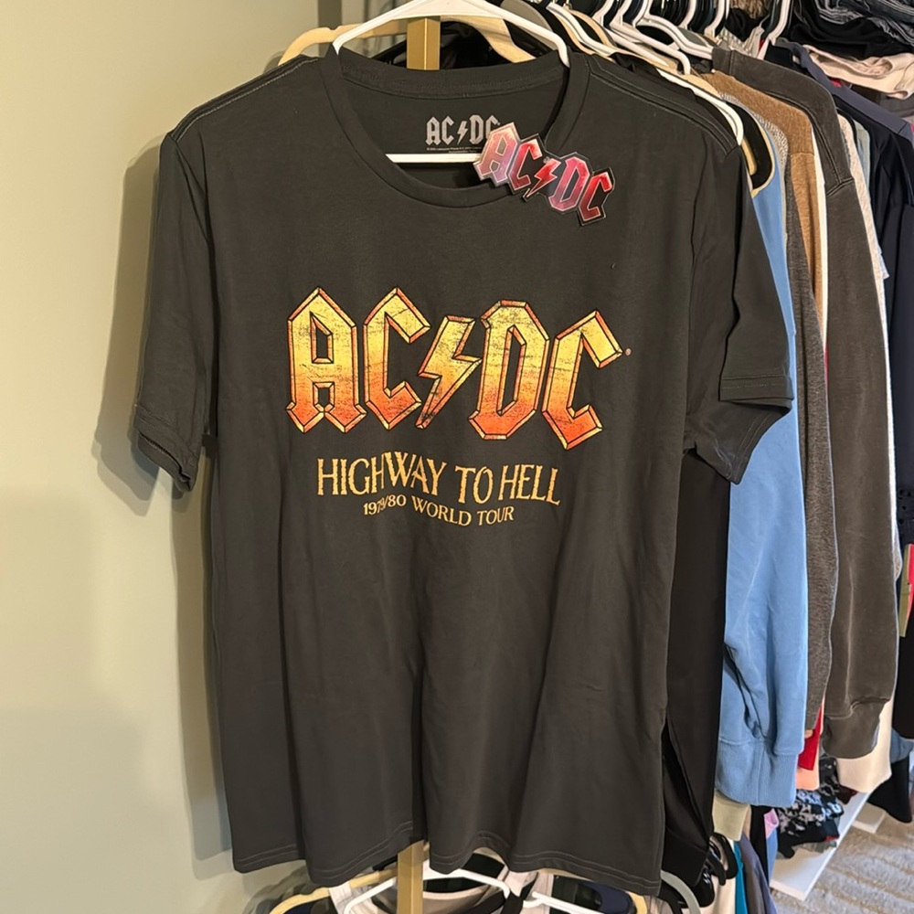 AC/DC Shirt Size Large!!